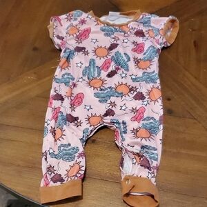 SHEIN Pink and Orange Cactus Print Kids Footie